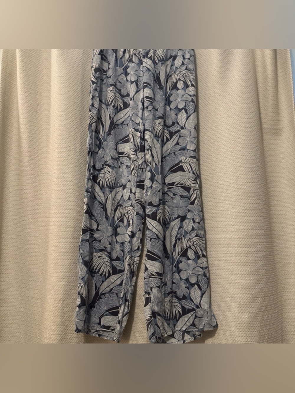 O'Neill Navy and White Tropical Print Wide-Leg Pants